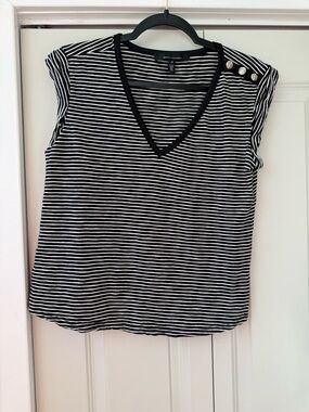 White House Black Market Black & White Striped V-Neck Top with Shoulder Buttons